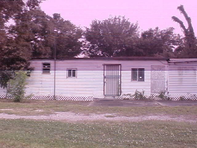 9429 Heatherside St, Houston, TX 77016 - photo 1