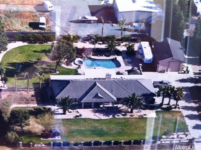 2354 E Spiess Rd, Acampo, CA 95220 - photo 1