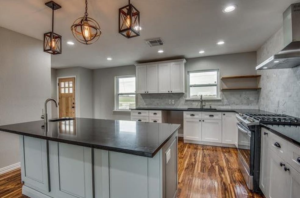 303 E Monte Carlo Blvd, Princeton, TX 75407 - photo 1