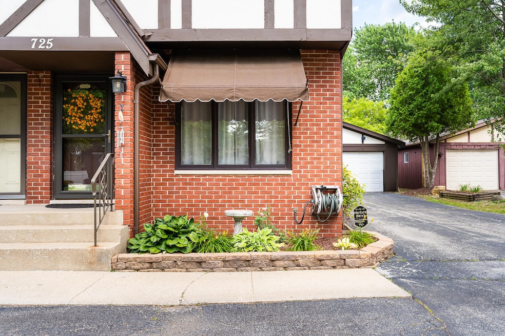 Sold $230,000 • Co-Listing Agent