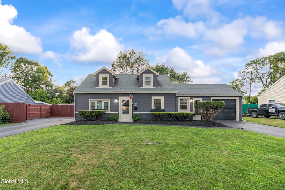 1094 Roberta Rd, Schenectady, NY 12303 - photo 1