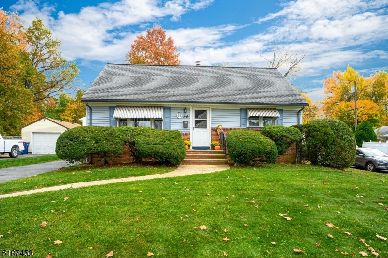 36 Emerald Place, Clark, NJ 07066 - photo 1