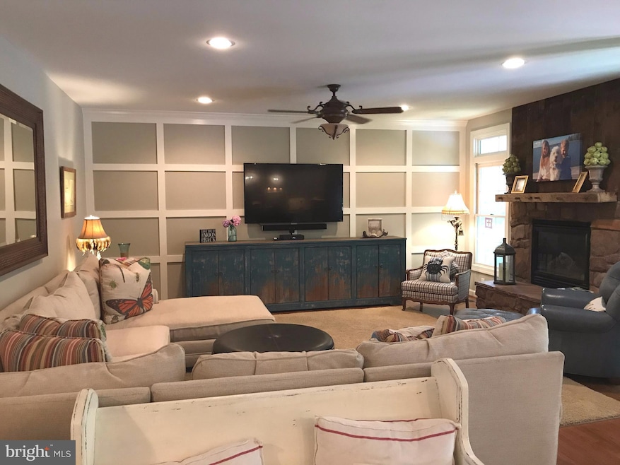 614 Still Creek Ln, Gaithersburg, MD 20878 - photo 1