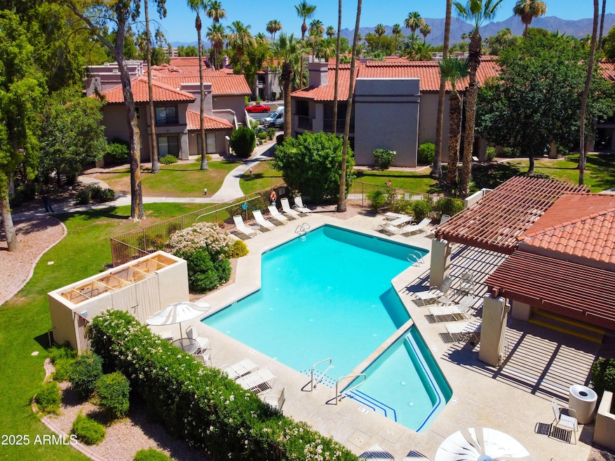 30 Community Pool