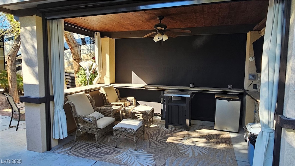 8175 Arville St unit 116, Las Vegas, NV 89139 - photo 1