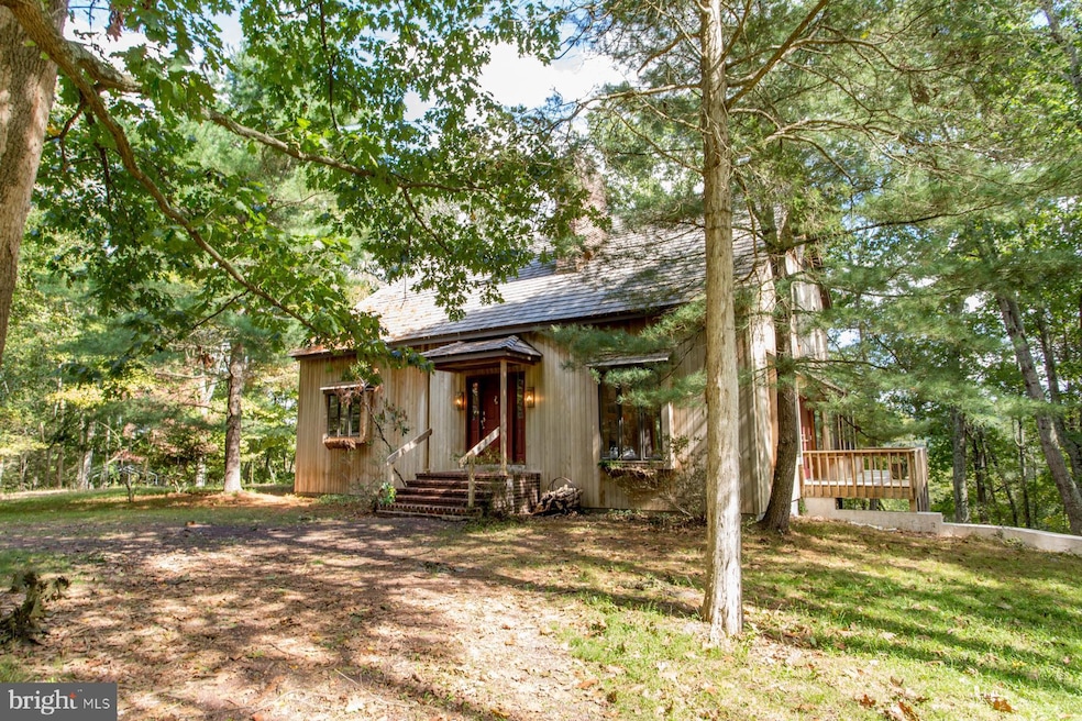 21 Stagecoach Rd, Pipersville, PA 18947 - photo 1