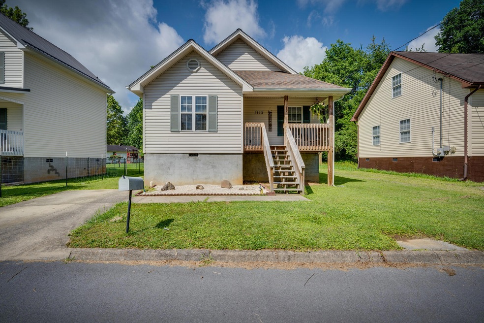 1712 Daytona Ct, Johnson City, TN 37601 - photo 1