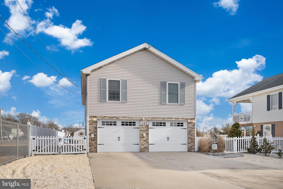 403 Twin Lakes Blvd, Little Egg Harbor Township, NJ 08087 - photo 1