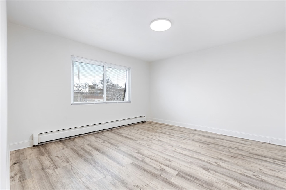 55 Broad St unit 15, Lynn, MA 01902 - photo 1