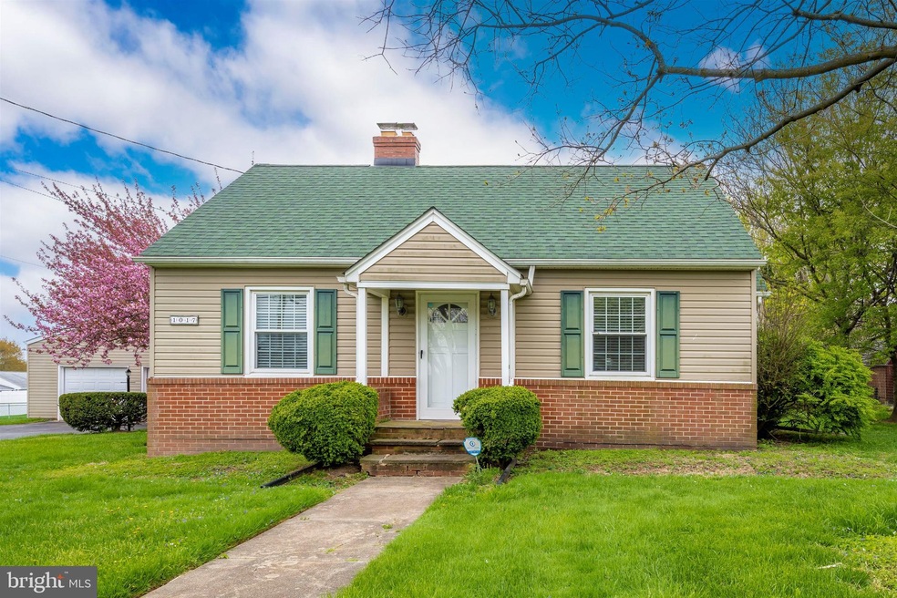 1017 Grandview Ave, Sykesville, MD 21784 - photo 1