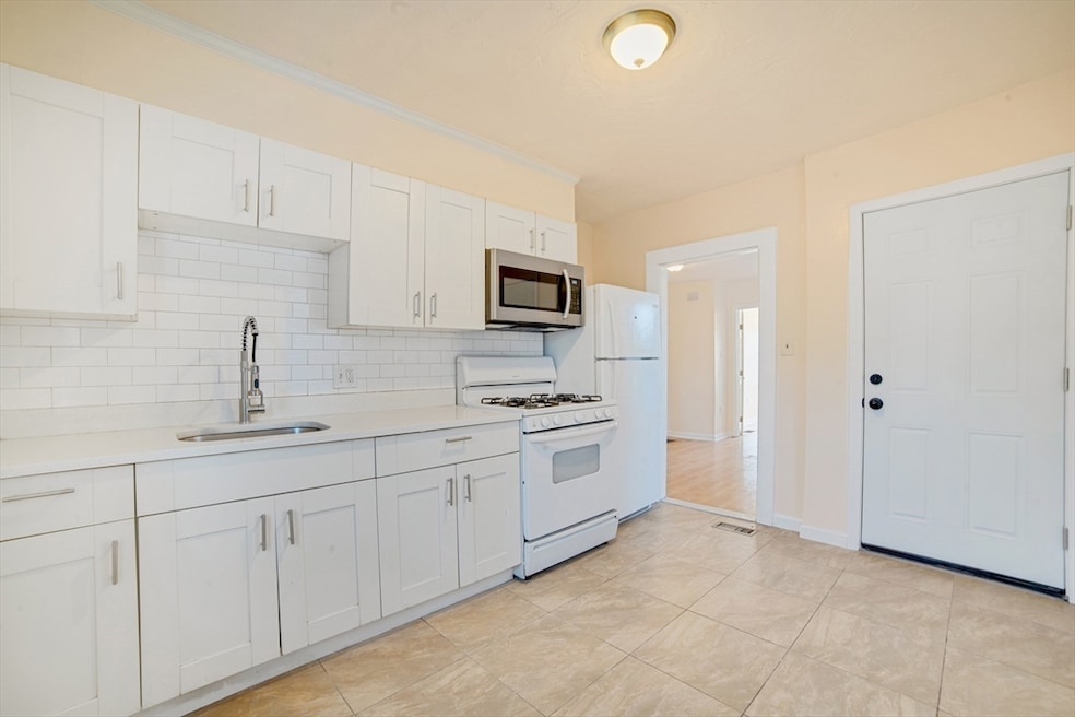 50 Mayor Thomas j Mcgrath Hwy unit 1, Quincy, MA 02169 - photo 1