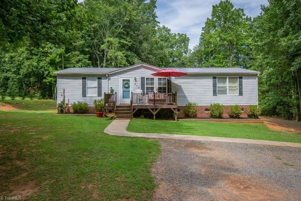 879 Tall Pine St, Asheboro, NC 27205 - photo 1