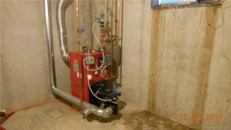 32 Highland Street Extension, Moosup, CT 06354 - photo 1