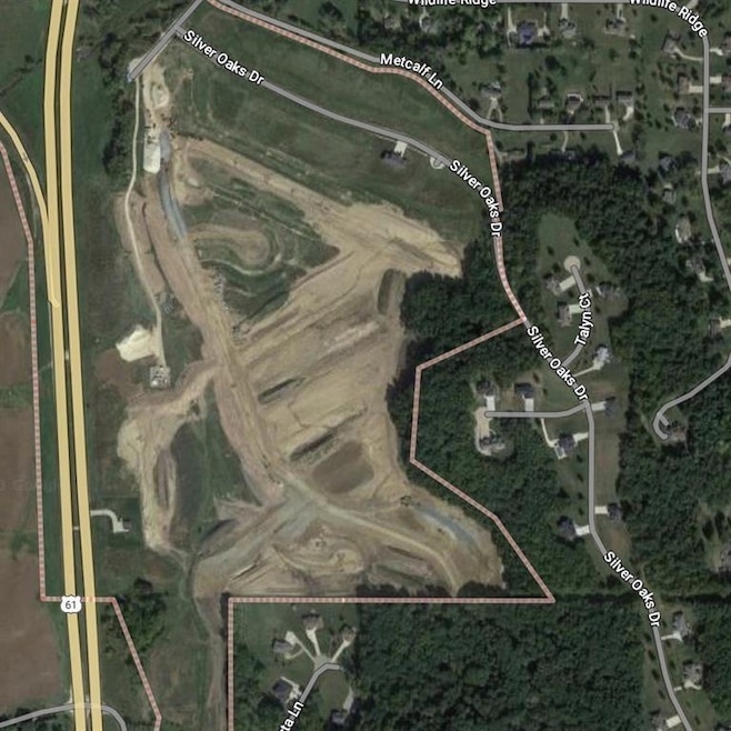 8154 Elda Ct, Dubuque, IA 52003 - photo 1