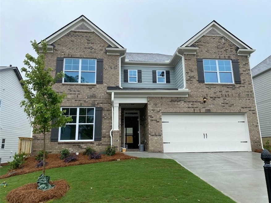 2043 Hamilton Lake Pkwy, Buford, GA 30519 - photo 1