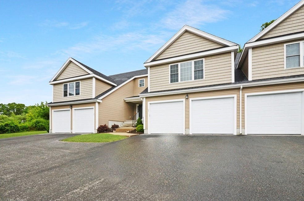 27 Luka Dr unit 14, Grafton, MA 01519 - photo 1