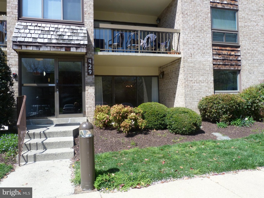 429 Christopher Ave unit T2, Gaithersburg, MD 20879 - photo 1