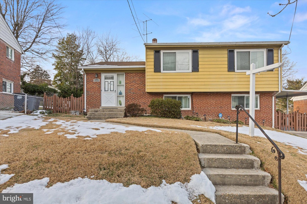 1304 Balfour Ct, Hyattsville, MD 20782 - photo 1