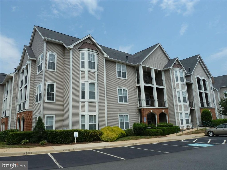 46614 Drysdale Terrace unit 302, Sterling, VA 20165 - photo 1