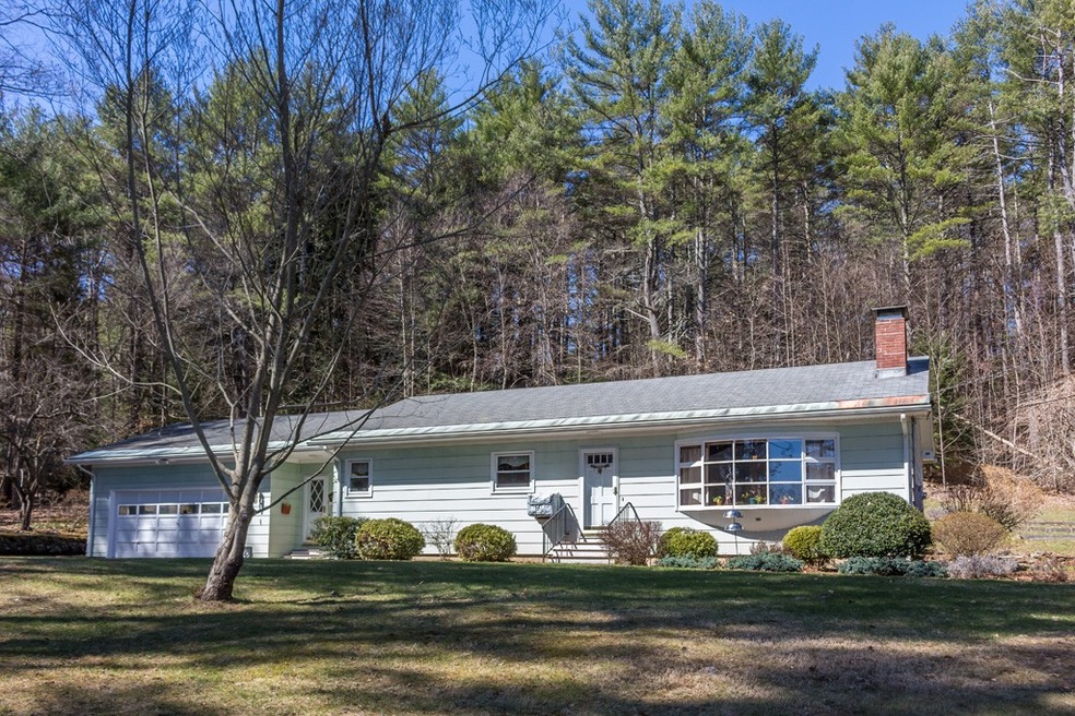 24 Briggs St, Orange, MA 01364 - photo 1