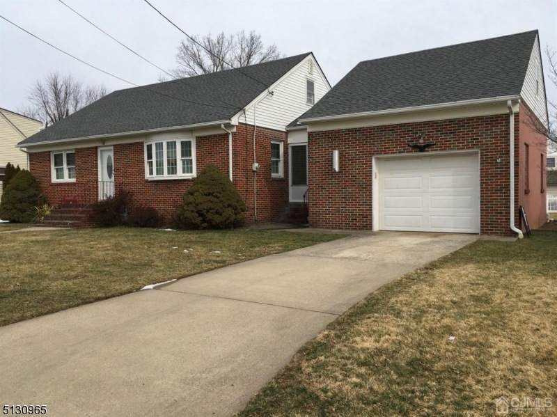 54 4th Ave, Port Reading, NJ 07064 - photo 1