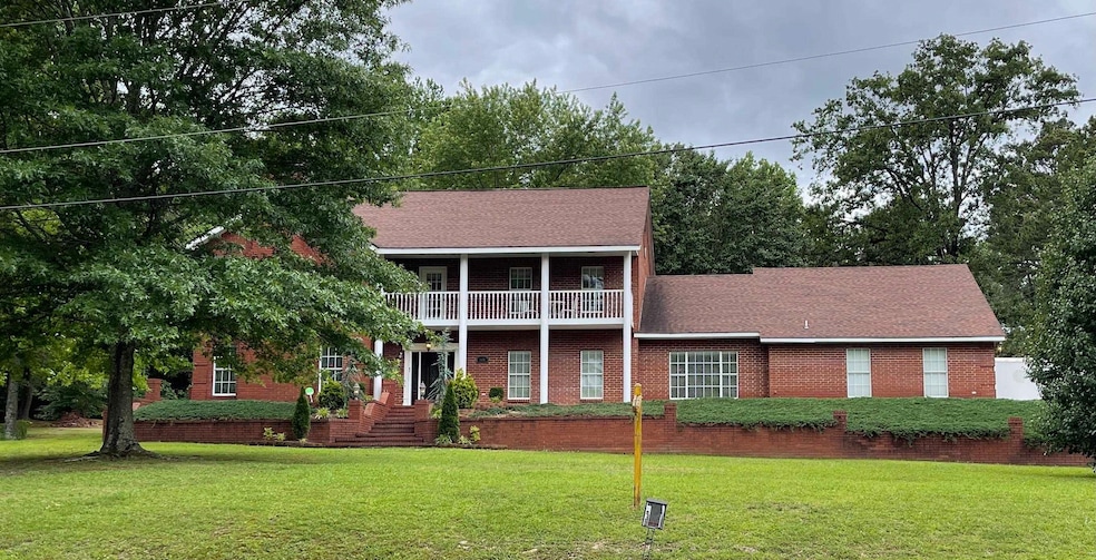 1403 Mena St, Mena, AR 71953 - photo 1