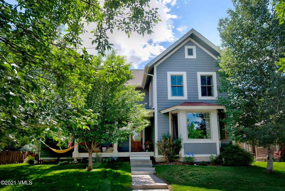 135-PalmerLoop-MLS_01