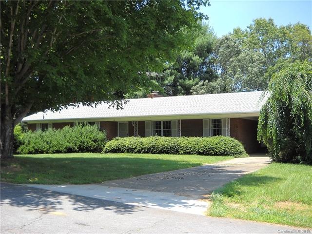 26 Fieldcrest Cir, Asheville, NC 28806 - photo 1