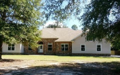 697 NW Country Lake Dr, Lake City, FL 32055 - photo 1