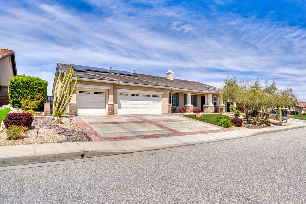 5549 Bobbie Ave, Palmdale, CA 93551 - photo 1