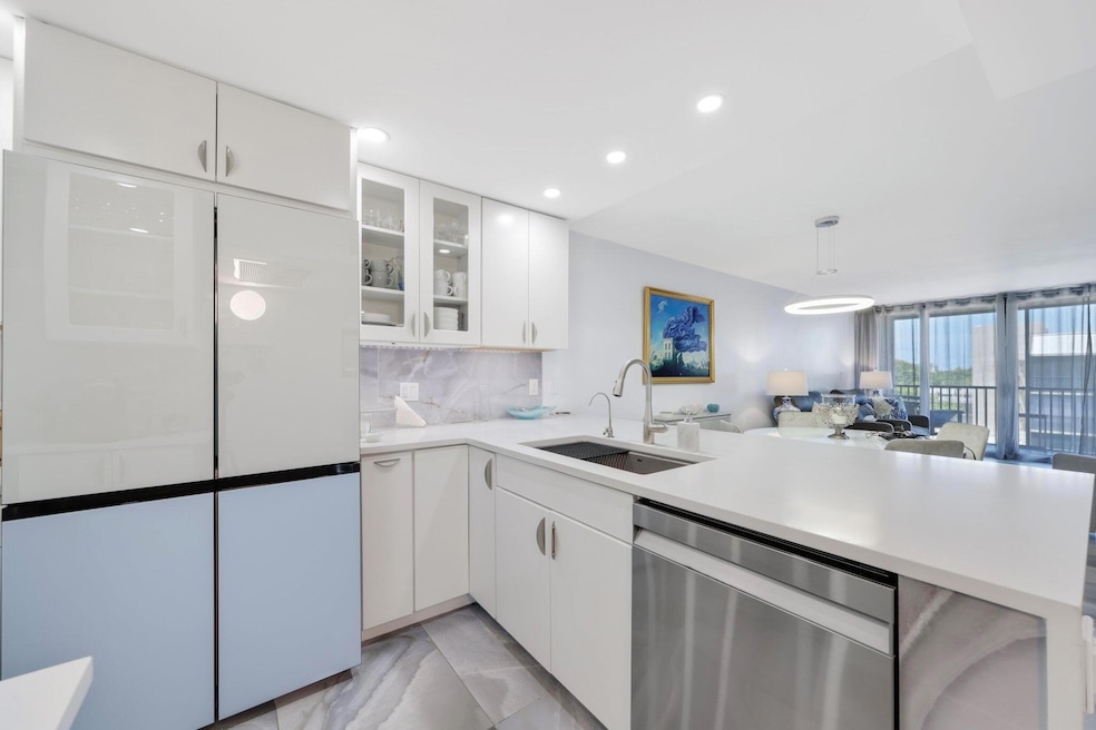 12 Royal Palm Way unit 6050, Boca Raton, FL 33432 - photo 1