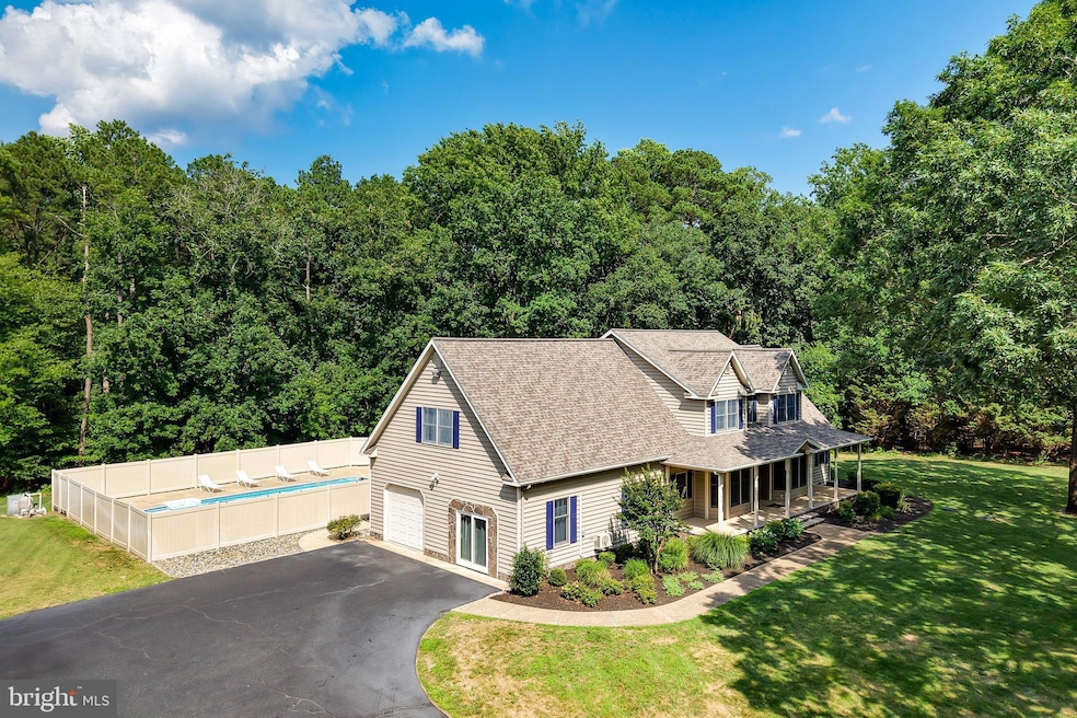 For Sale $834,900 • Co-Listing Agent