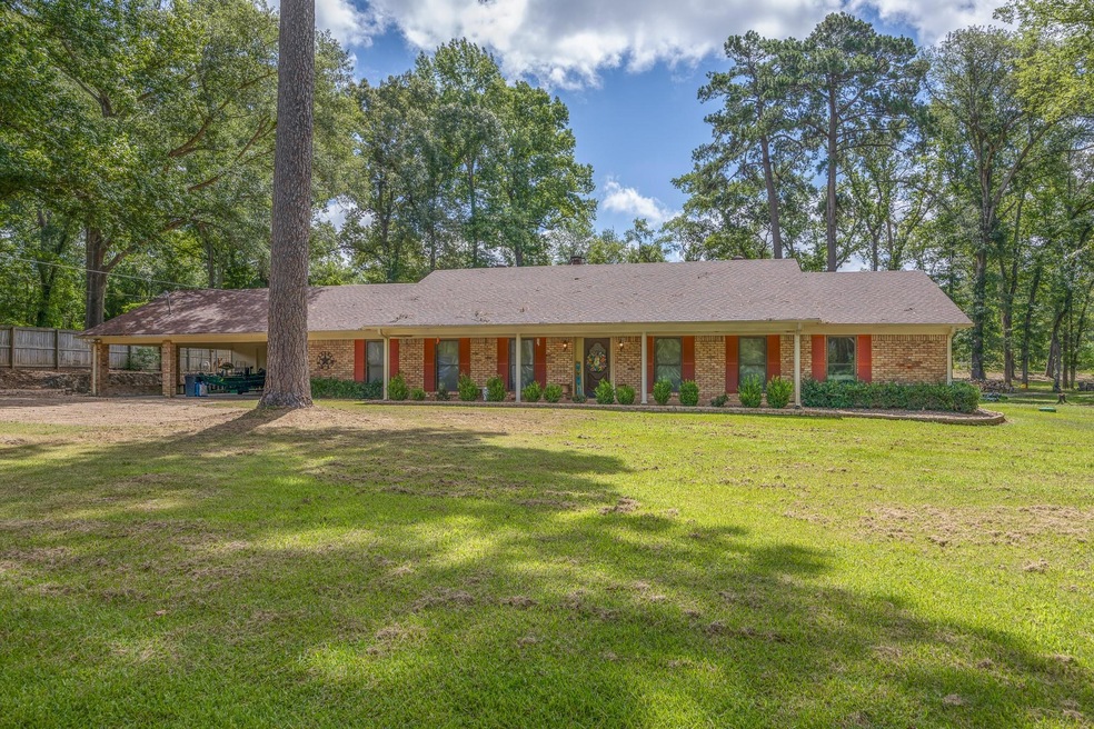 9763 Lakeshore Dr, Tyler, TX 75707 - photo 1