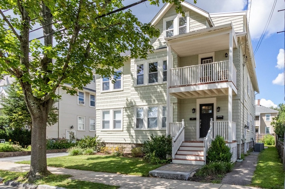 112 Palmer St unit 1, Arlington, MA 02474 - photo 1