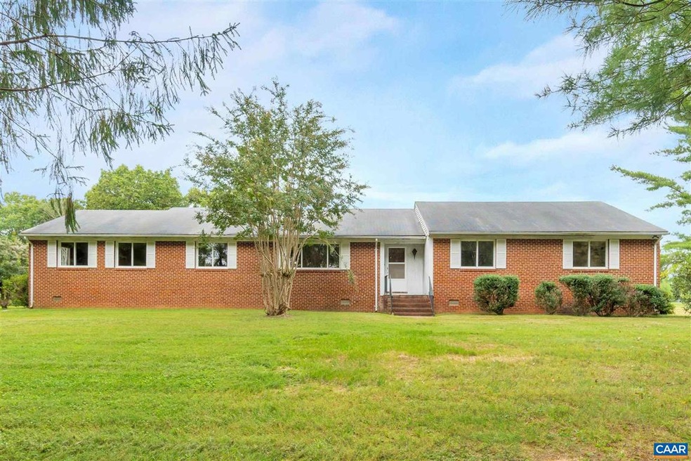 2604 Thomas Jefferson Pkwy, Charlottesville, VA 22902 - photo 1