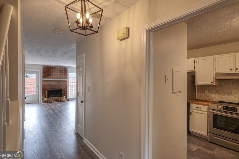 For Rent $1,950/month