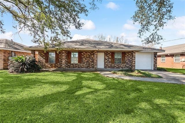 402 Barton Ave, Luling, LA 70070 - photo 1