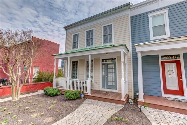 WELCOME TO 605 SPRING ST UNIT F END UNIT WITH GARA