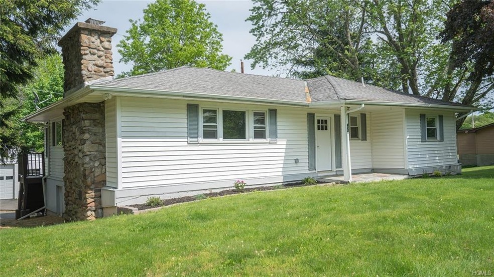 402 St Andrews Rd, Walden, NY 12586 - photo 1