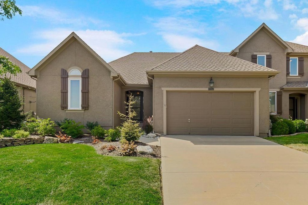 19803 W 100th Terrace, Lenexa, KS 66220 - photo 1