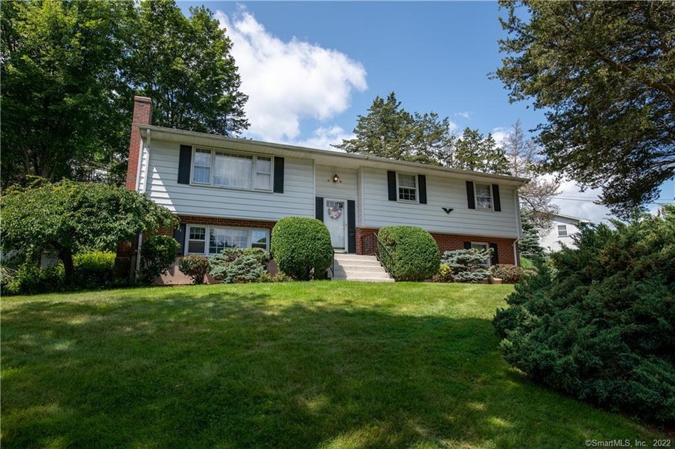 148 Dana Ln, Meriden, CT 06451 - photo 1