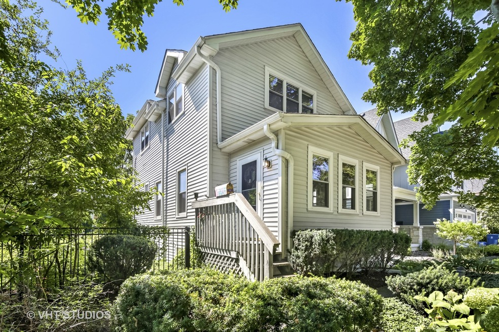 130 N Oak St, Elmhurst, IL 60126 - photo 1