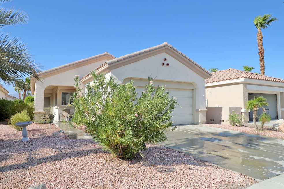 78584 Glastonbury Way, Palm Desert, CA 92211 - photo 1