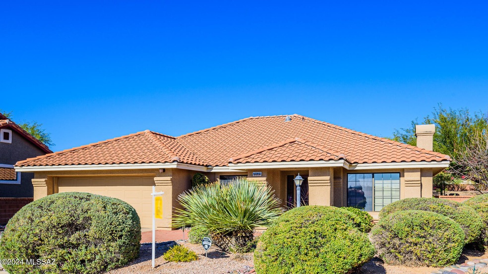 Oro Valley 2BR +Den