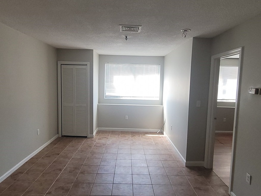 35 Prospect St unit 113, Woburn, MA 01801 - photo 1