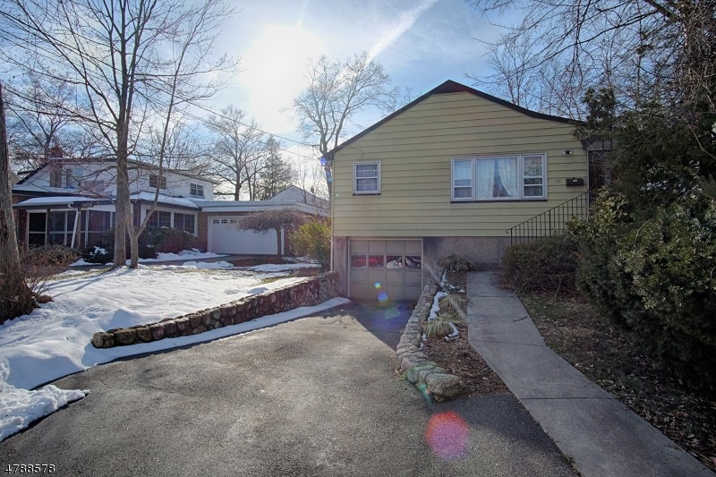 25 Navajo Ave, Lake Hiawatha, NJ 07034 - photo 1