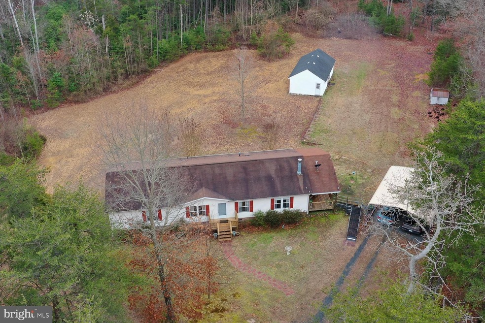 30076 Tatum Rd, Unionville, VA 22567 - photo 1