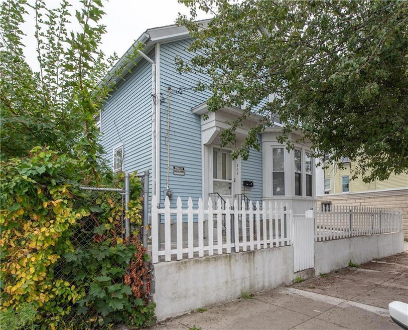 264 West Ave, Pawtucket, RI 02860 - photo 1