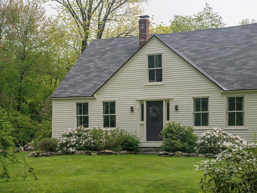 135 Hodsdon Rd, Pownal, ME 04069 - photo 1