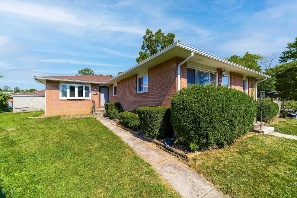 5139 Kingshill Dr unit 141, Columbus, OH 43229 - photo 1